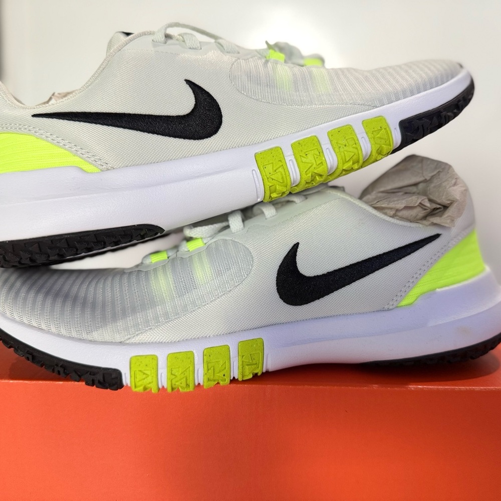 Nike Flex Control 4 Spruce Aura/Black/Volt/White